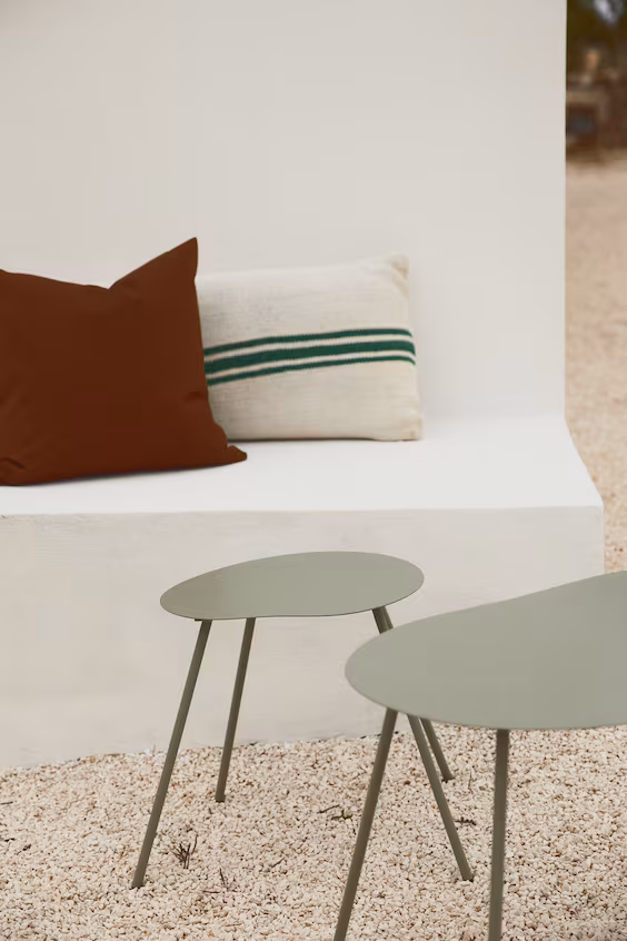 Набор журнальных столов из металла