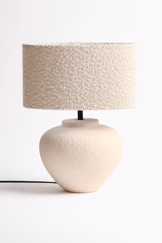 Небольшая настольная лампа из букле h&m