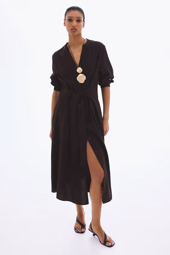 Платье с поясом-завязкой