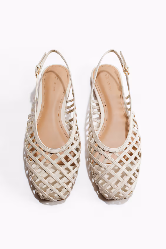 Босоножки на открытом каблуке из кожи