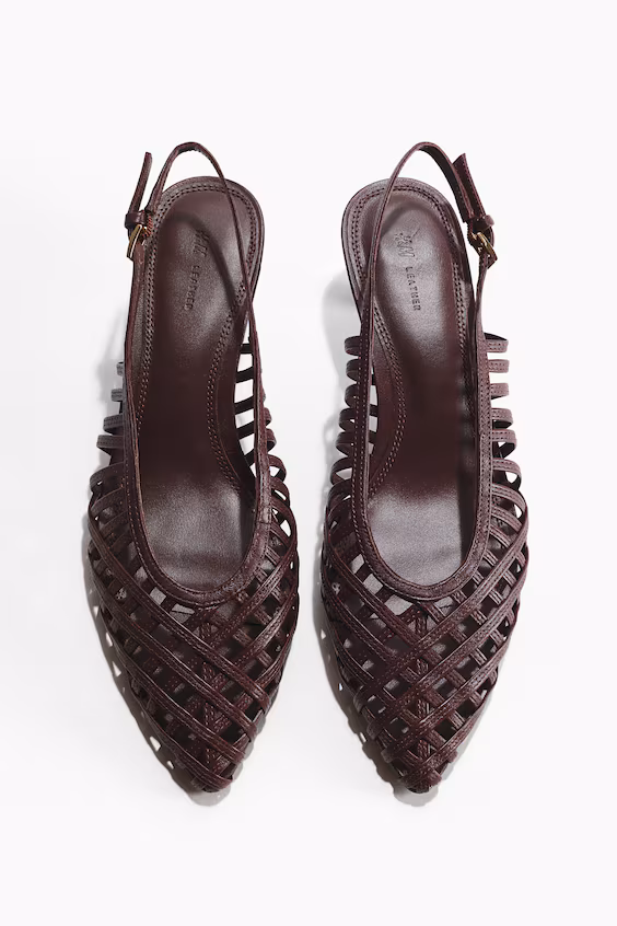 Босоножки на каблуке из кожи