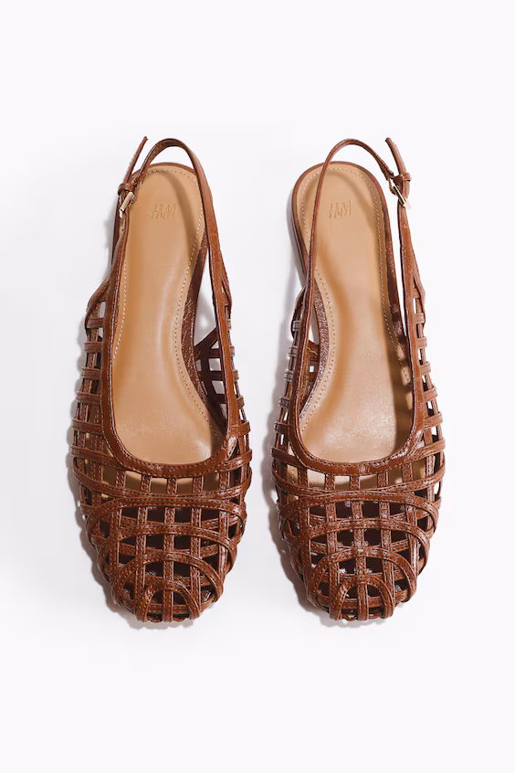 Босоножки на открытой пятке с плетеным эффектом
