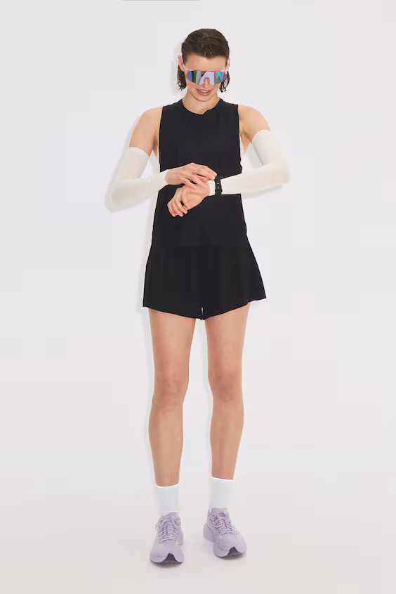 Безрукавный спортивный топ с технологией drymove™