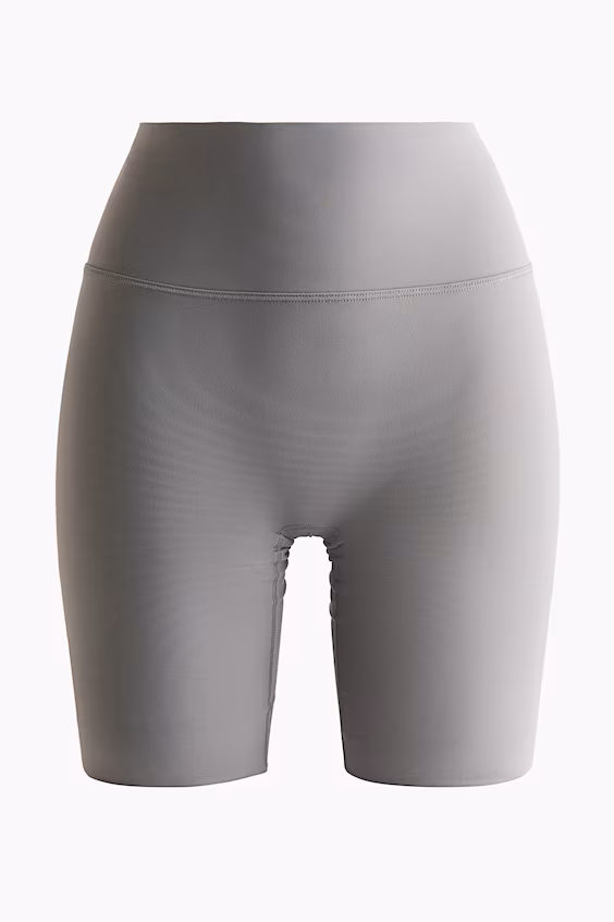 Облегающие спортивные шорты для бега с технологией shapemove™