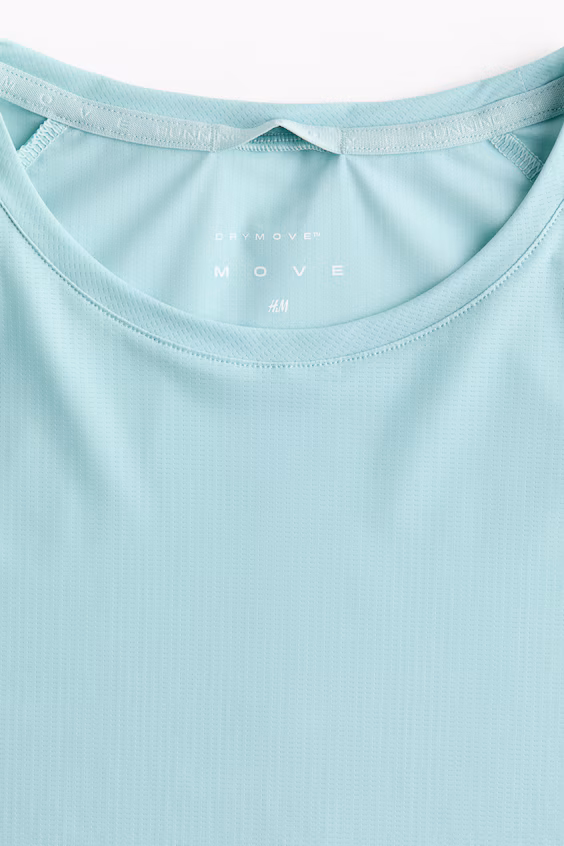 Спортивный топ с технологией drymove™
