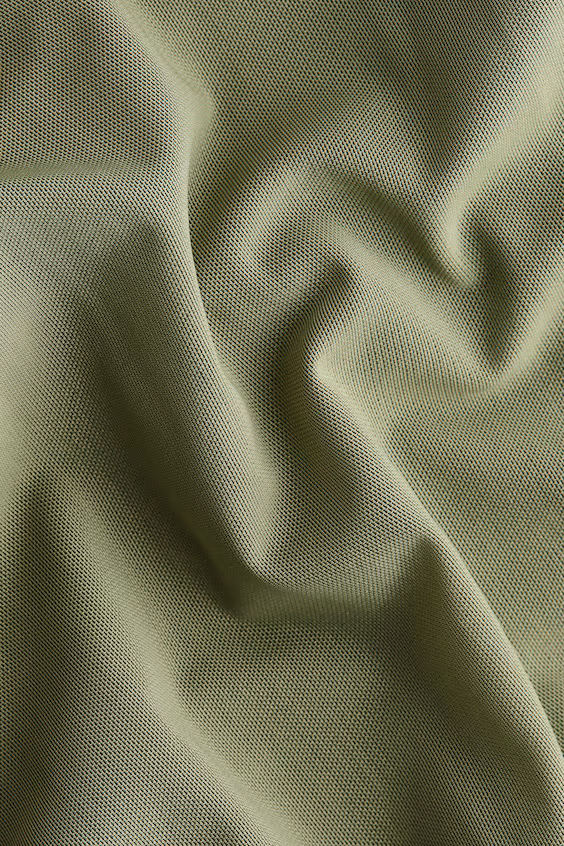 Платье из собранной сетки