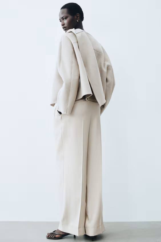 Пальто ручной работы из шерсти