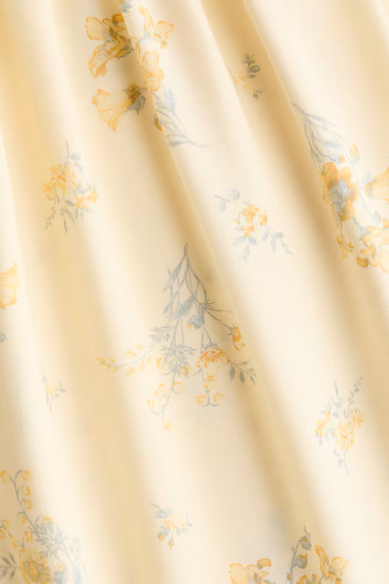 Платье с бретелями и сборкой в стиле смокинг