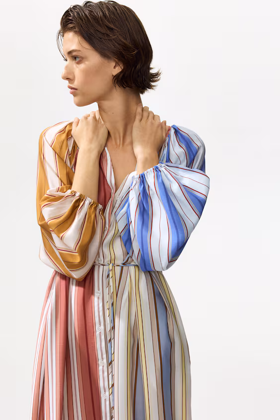 Платье свободного кроя с завязкой