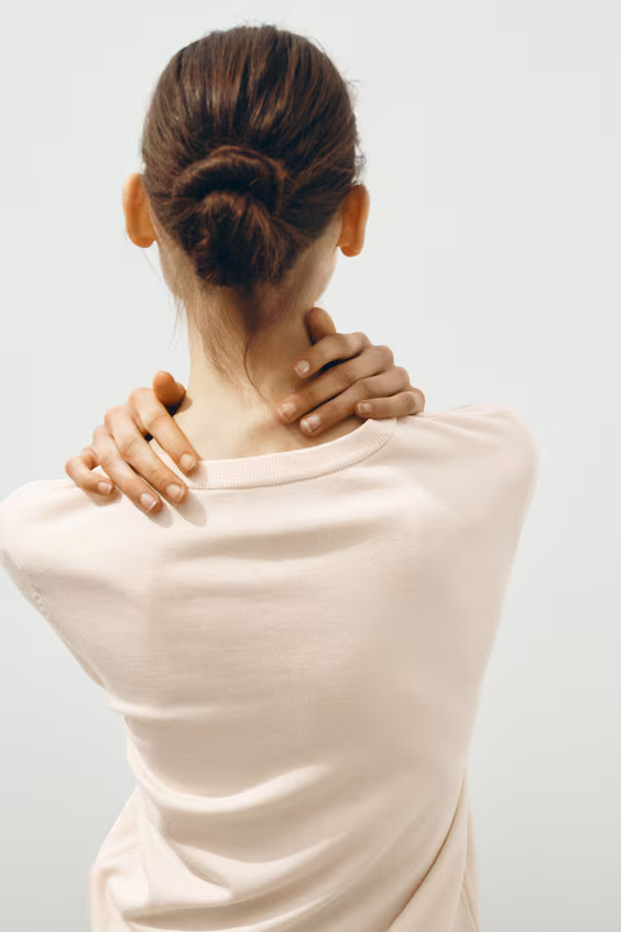 Свитер из тонкого трикотажа