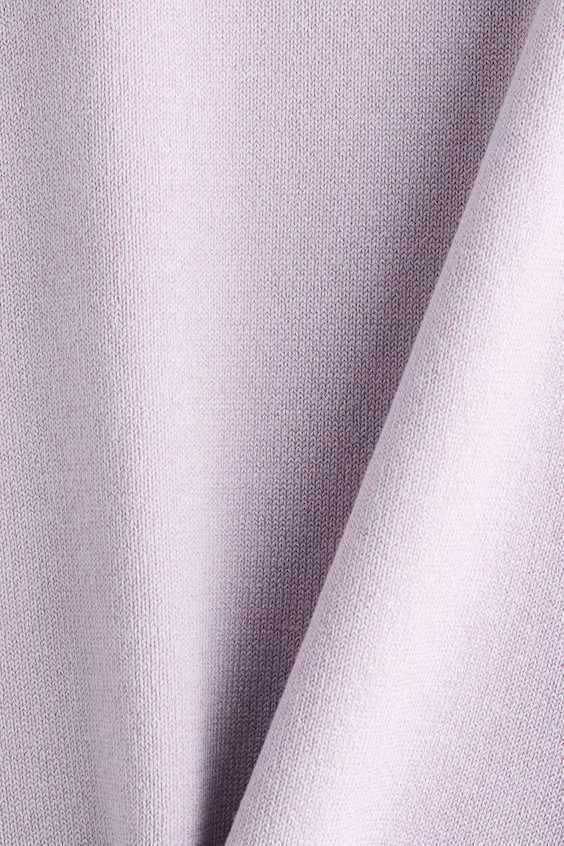 Свитер из тонкой вязки