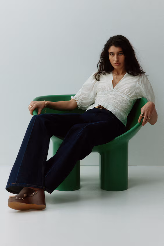 Блузка с оборками на талии