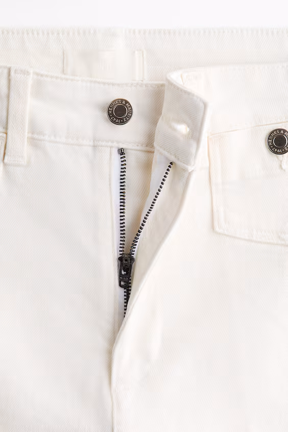 Джинсы с высокой посадкой и широкими бедрами до щиколотки