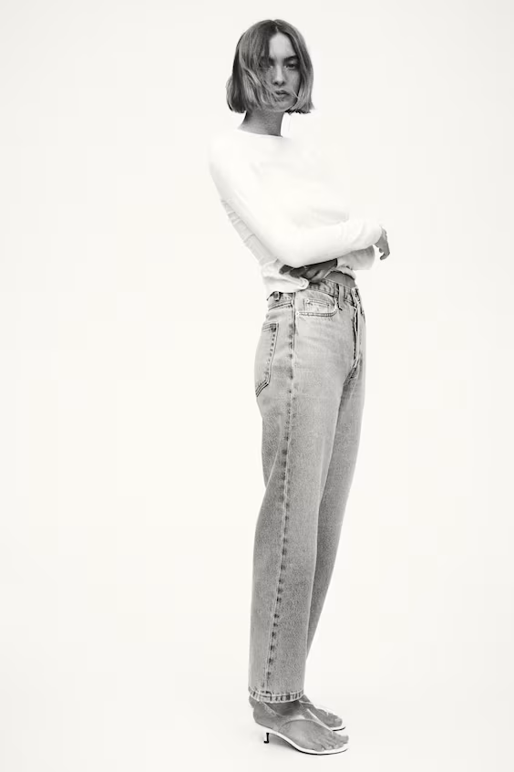 Джинсы прямого кроя с высокой посадкой до щиколотки