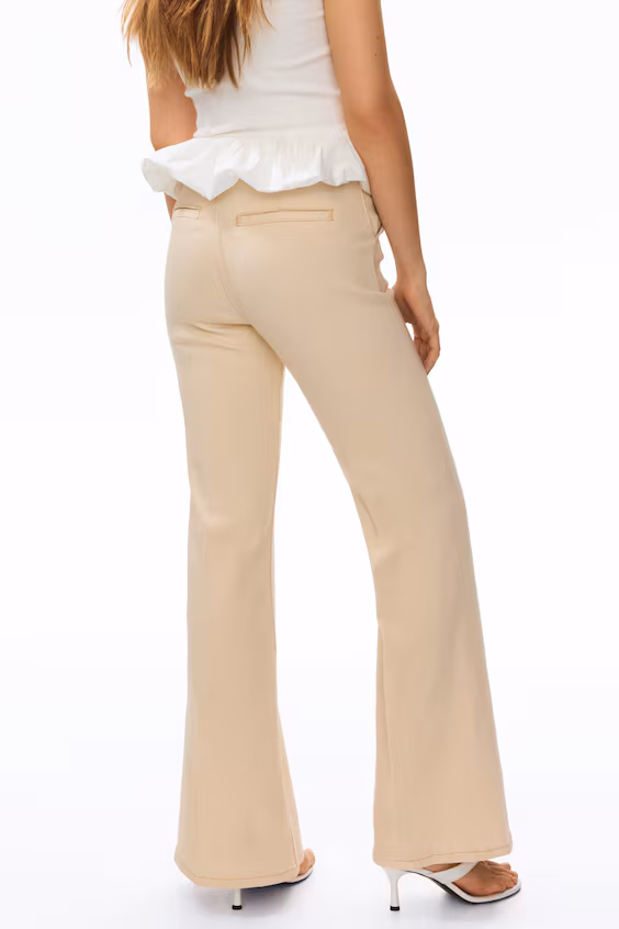 Джинсы буткат с высокой посадкой