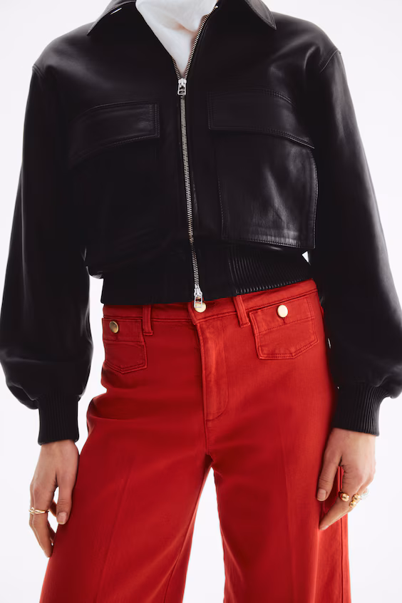 Джинсы с высокой посадкой и широкими штанинами до щиколотки