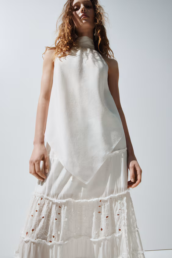 Длинная юбка с английской кружевной отделкой