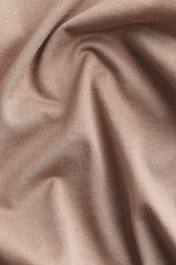 Футболка из шелковистой смеси