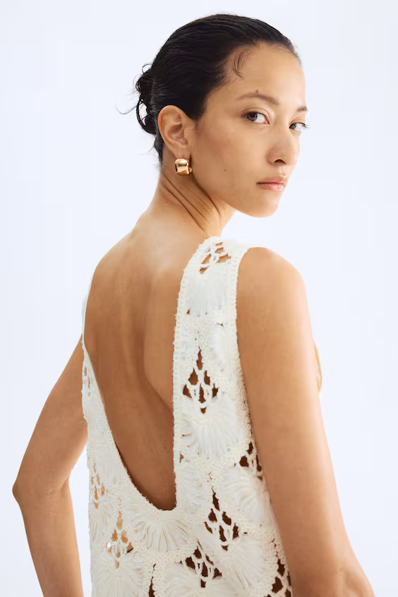 Топ с открытой спиной в стиле крючок