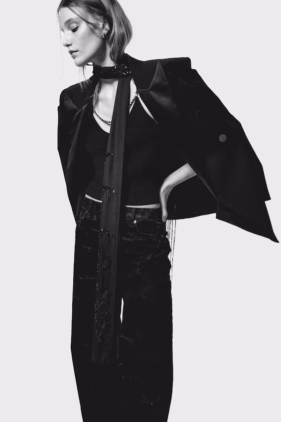 Топ с цепочками на бретелях