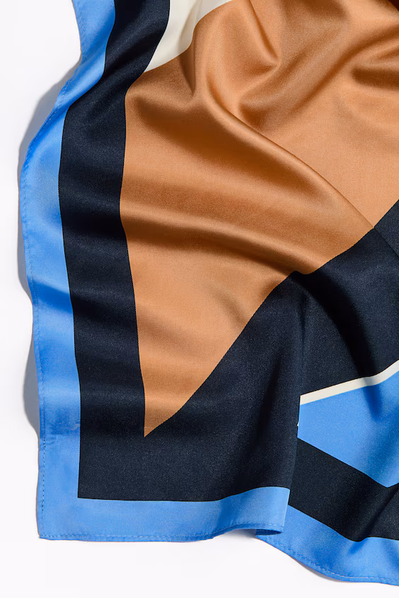 Платок из сероидеальной ткани