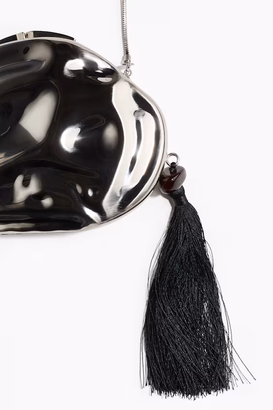 Сумочка-клатч из металла