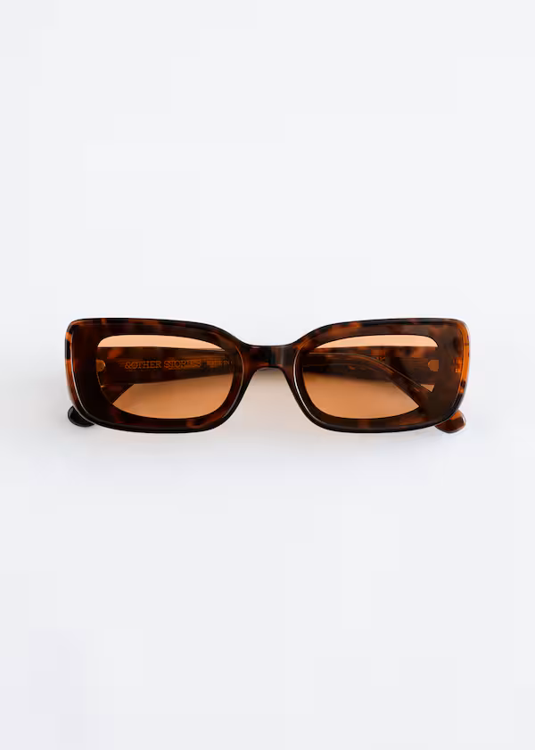 Смелые прямоугольные солнцезащитные очки