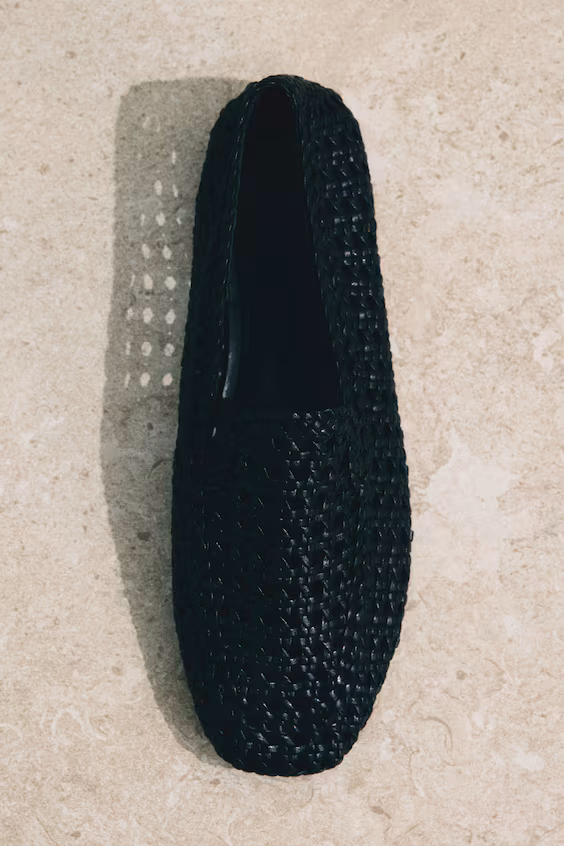 Туфли из переплетенной кожи