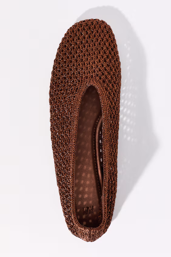 Сандалии с плетением