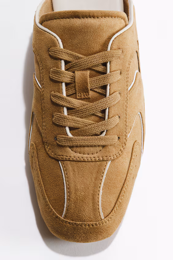 Мюли в стиле кроссовок из кожи