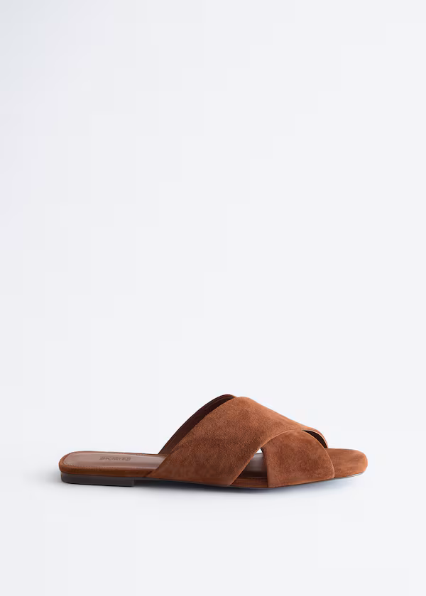 Сандалии на крестик из замши