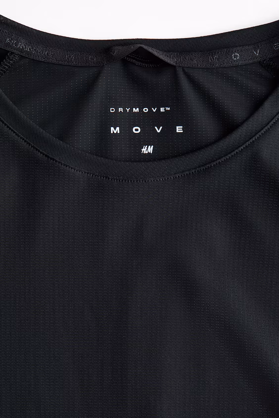 Топ для занятий спортом с технологией drymove™