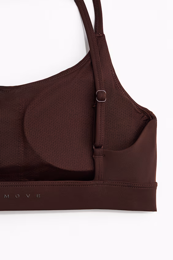 Спортивный бюстгальтер с технологией sculptmove™