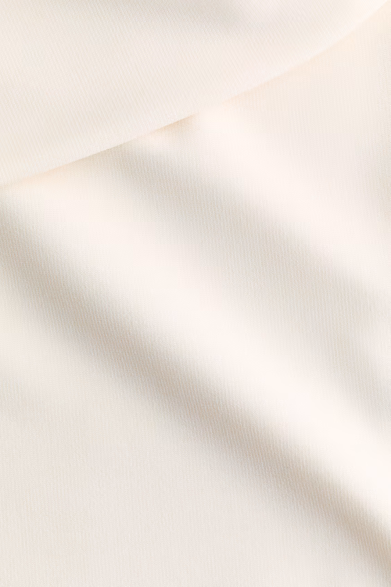 Боди на запах с открытыми плечами