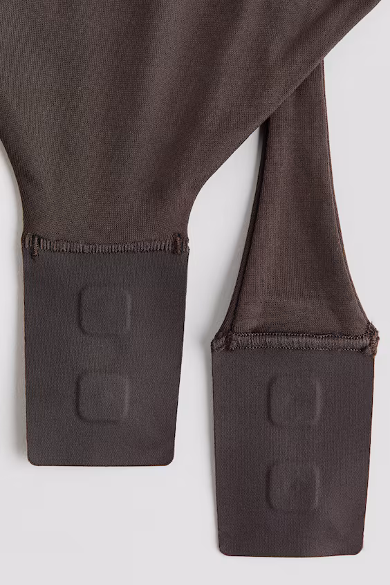 Боди на запах с длинными рукавами sculpting