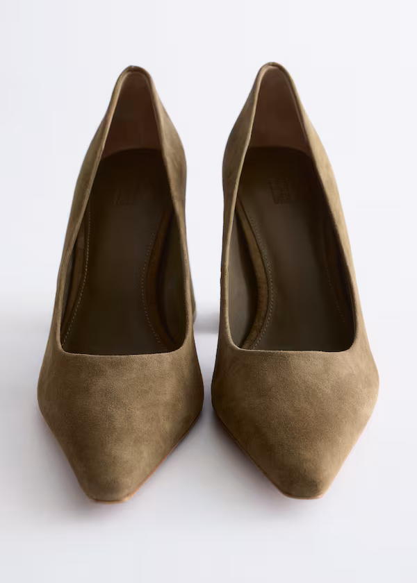 Туфли на танкетке из замши