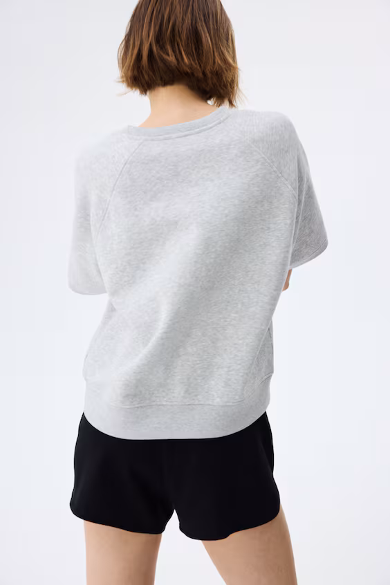 Свитшот с короткими рукавами