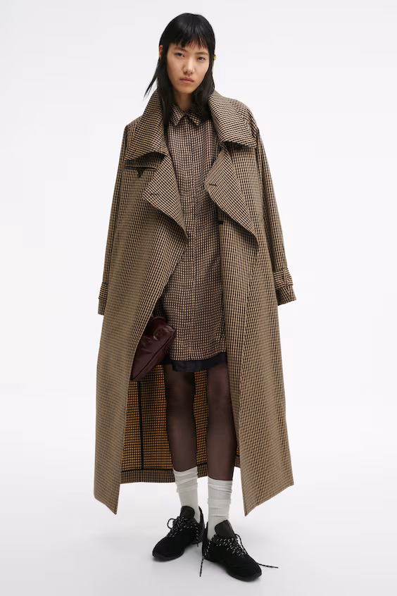 Платье с рукавами пышными