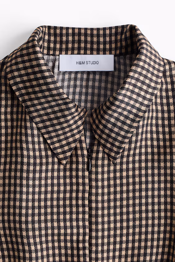 Платье с рукавами пышными