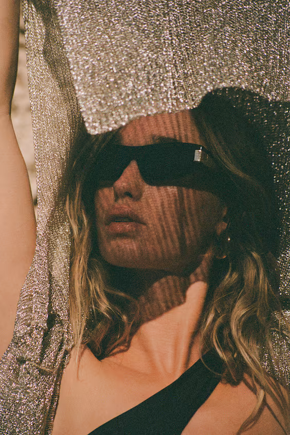 Тонкие солнечные очки кэт-ай фасон