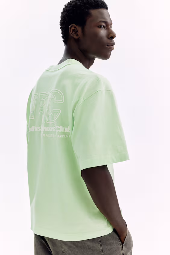 Футболка с принтом свободного кроя