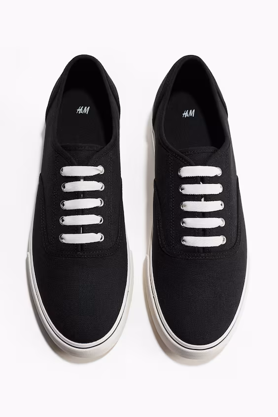 Тканевые кроссовки