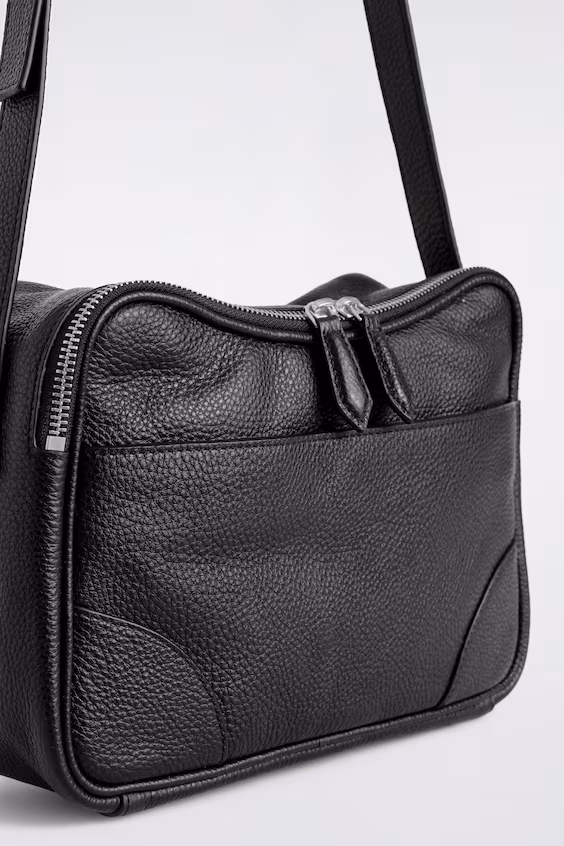 Классическая сумка через плечо - из кожи