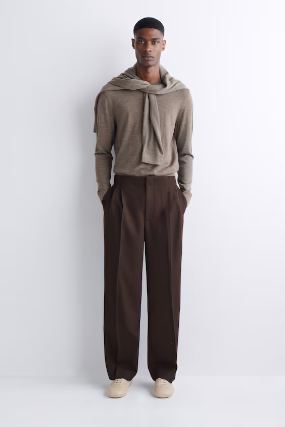 Минималистичные кожаные кеды