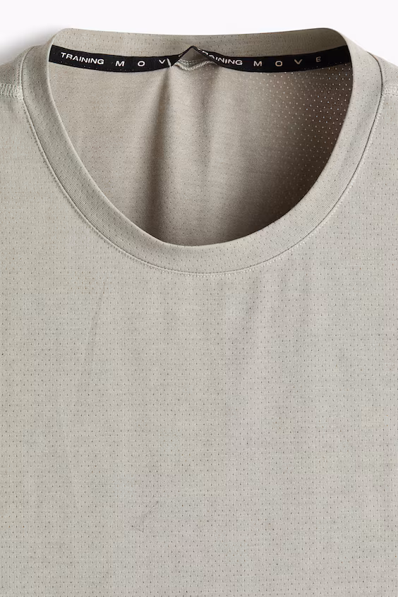 Топ для занятий спортом regular fit с технологией drymove™