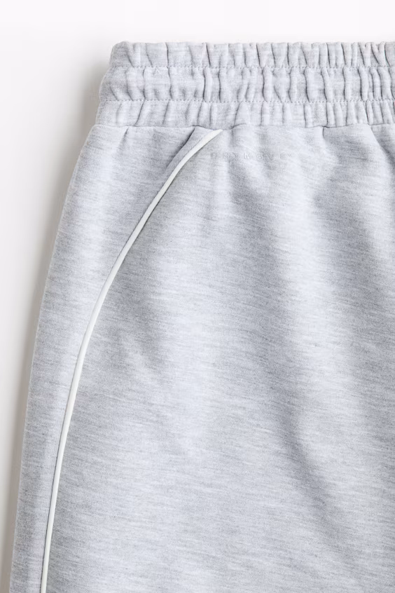 Шорты для занятий спортом loose fit с технологией drymove™