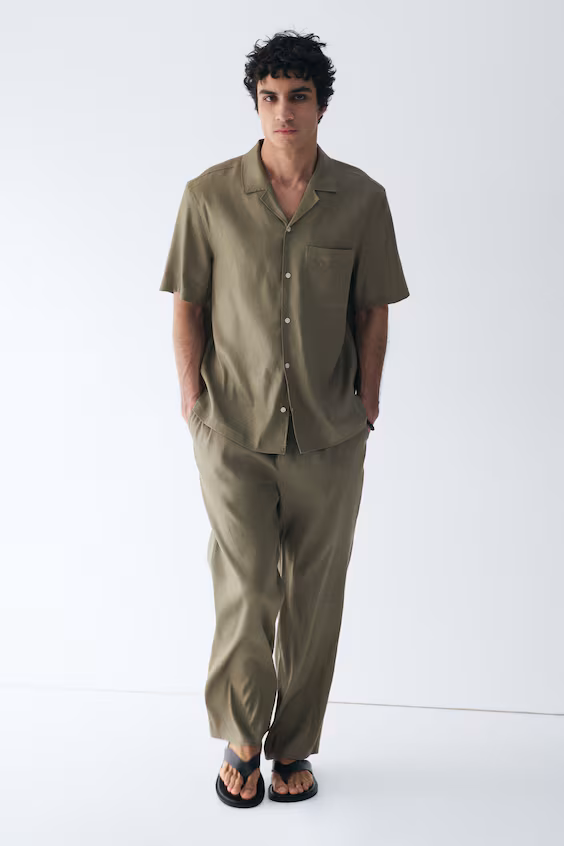 Рубашка-резорт из смесового льна свободного кроя