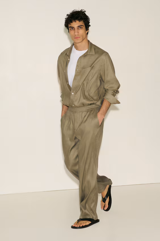 Брюки из льна four-way stretch свободного кроя