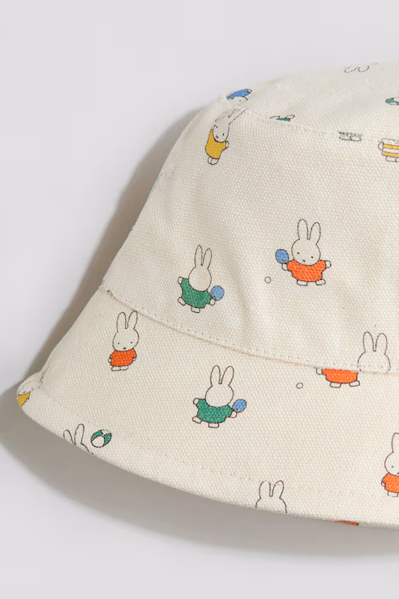 Чапка bucket из хлопка с декоративной вышивкой