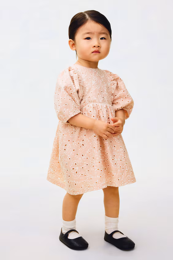 Платье из хлопка с английской вышивкой h&m